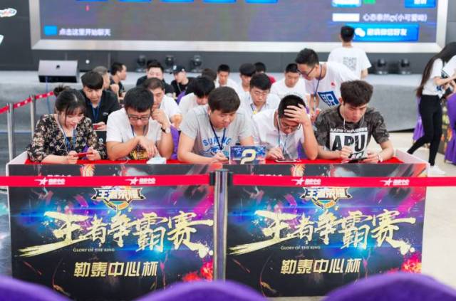 Faker揭秘职业选手的背后的秘密：一定要好好睡觉