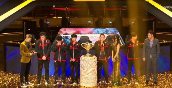 CSGO比分：ESL One科隆，IG全员up！2：1击败Beyond进入下一轮