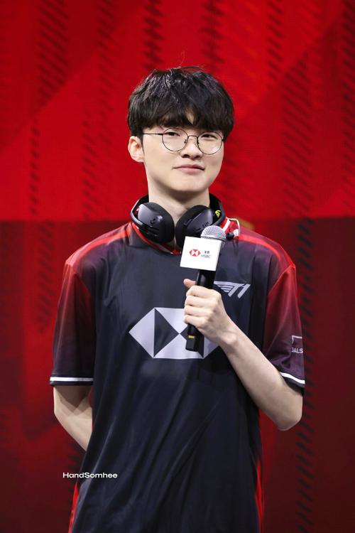 在战胜UP并且拿下第三局MVP后，Scout选手已经拿下2023LPL春季赛常规赛第17次MVP，刷新联赛常规赛MVP纪录