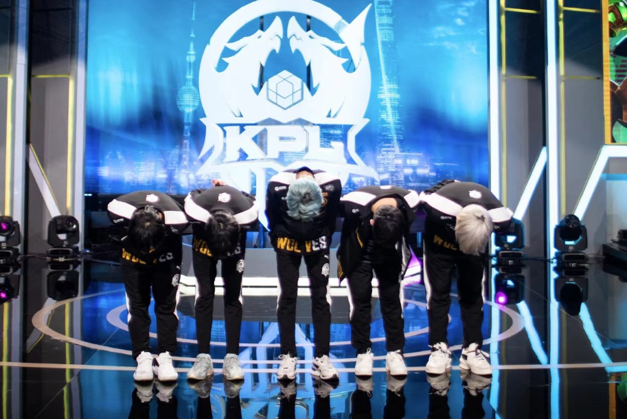 Fnatic 进行阵容调整并将 bodyy 放到替补席上；
