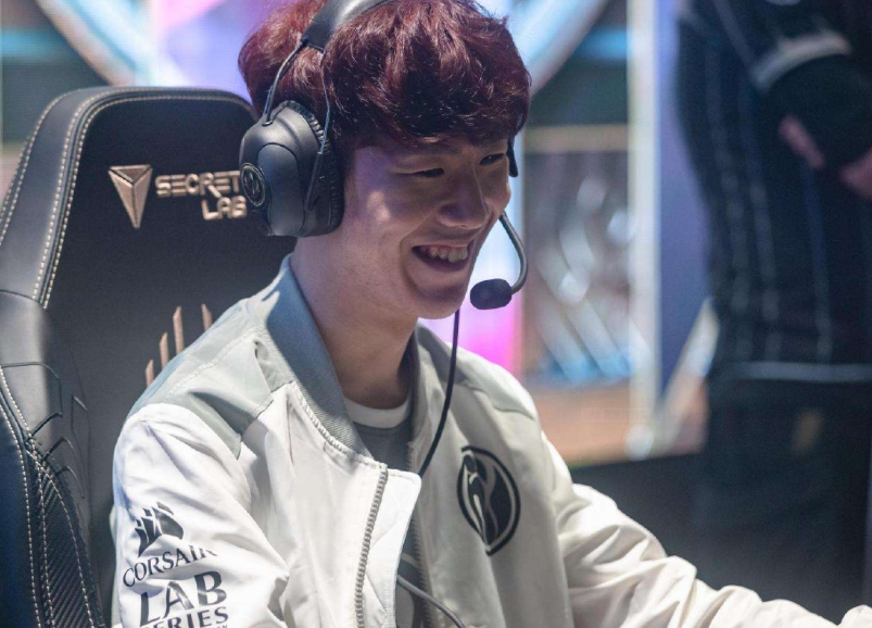 LPL春季赛今日首发名单：Doinb大战Forge Uzi仍未首发