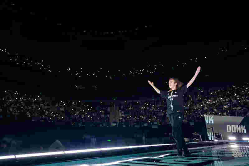 连夺两冠！南京Hero久竞战胜广州TTG 捧起银龙杯！